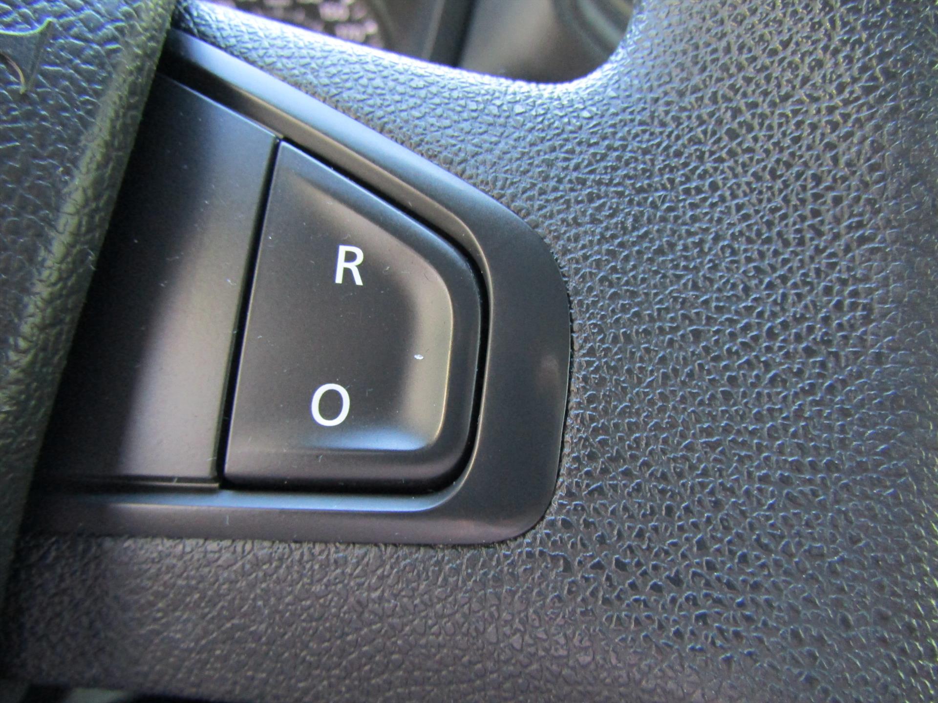 46553478-16.jpg